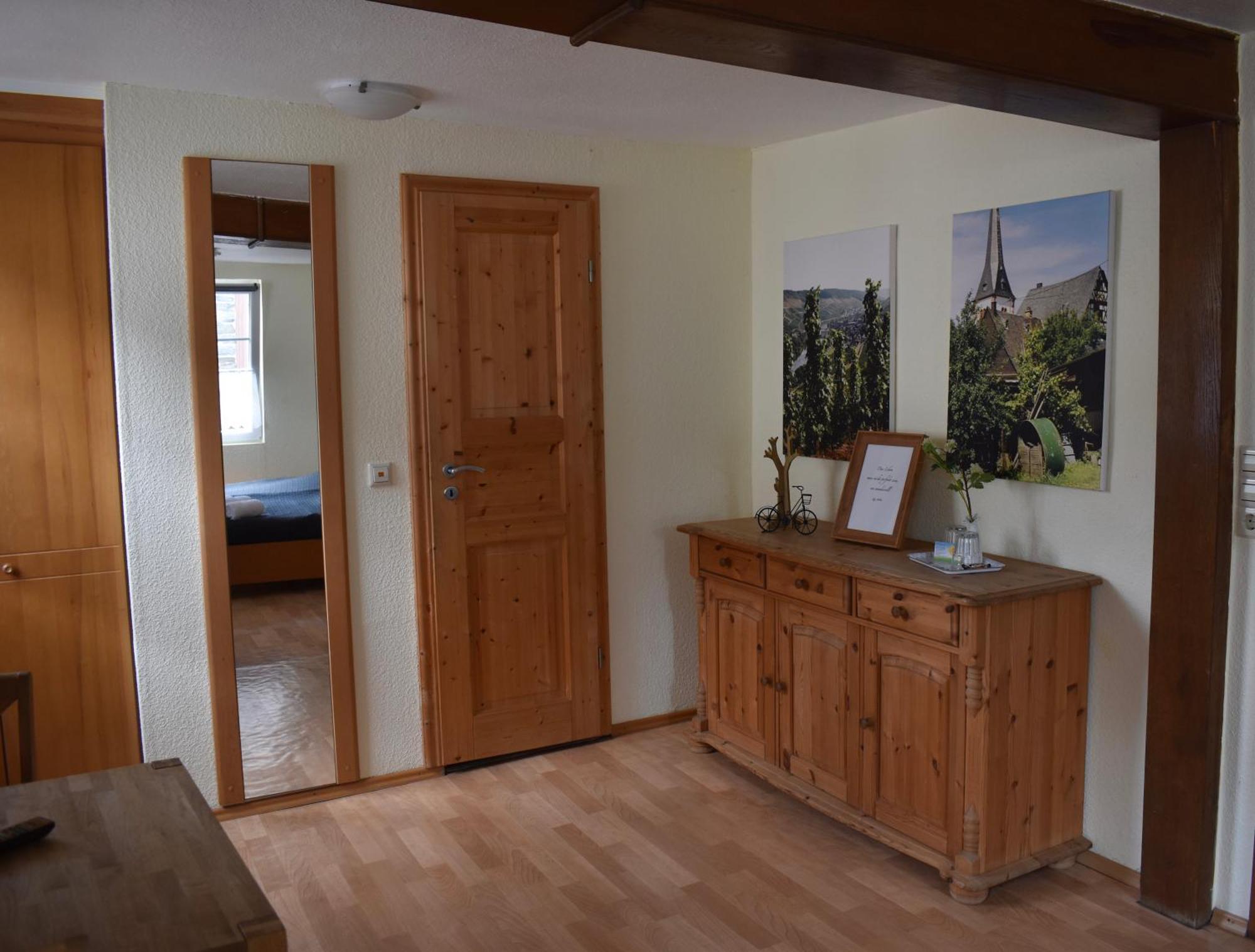 Landgasthof Zur Sonne Enkirch Bilik gambar